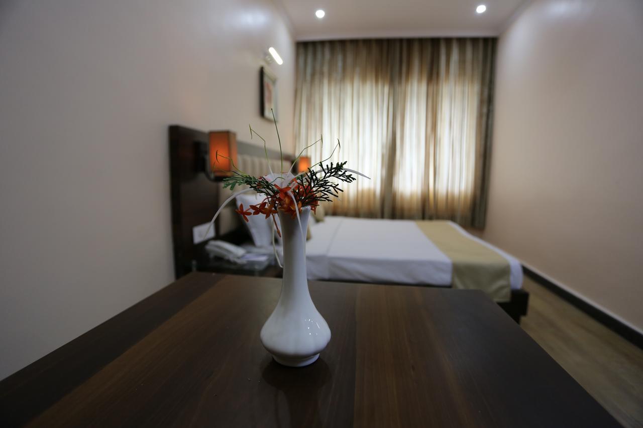 Kamlesh Continental Hotel Angul Room photo